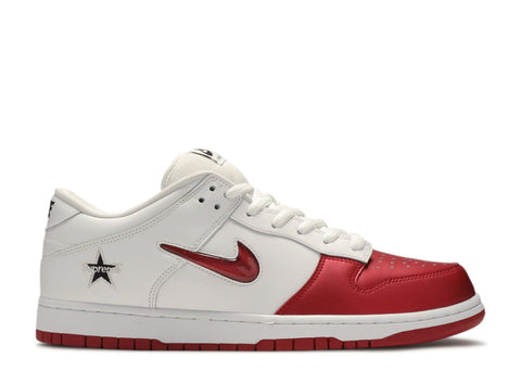 Nike Dunk SB Low x Supreme "Varsity Red" (Myrtle Beach Location)