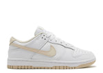 Wmns Nike Dunk Low "Pearl White" (Wilmington Location)